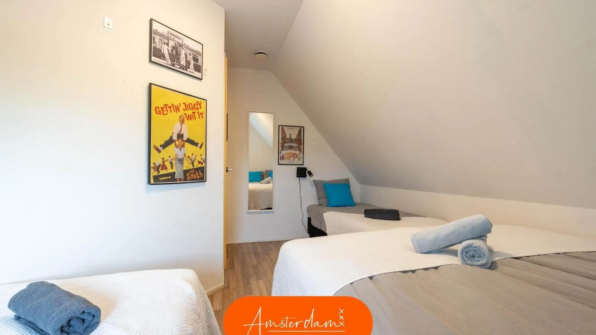 Amsterdam Group Stay - Jacuzzi, Sauna & Cinema Zwanenburg Vakantiehuis