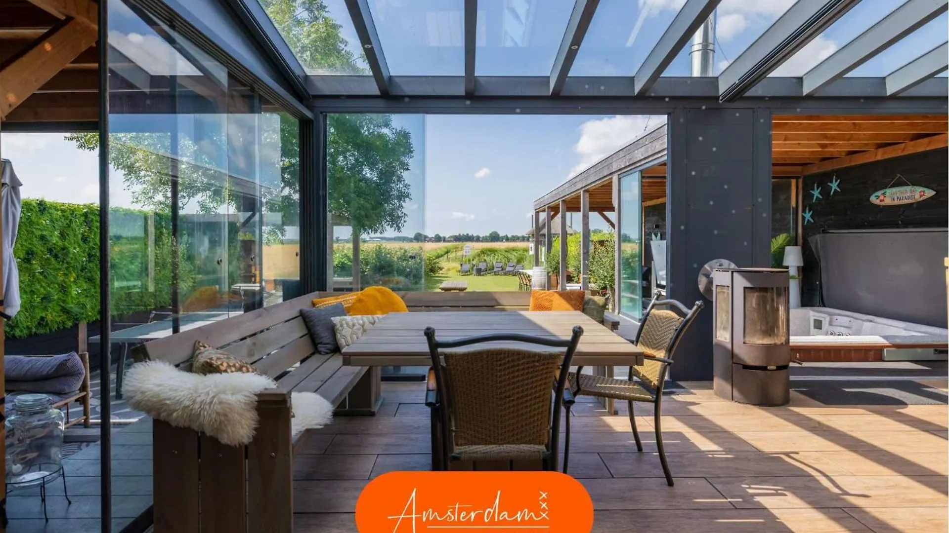 Amsterdam Group Stay - Jacuzzi, Sauna & Cinema Zwanenburg 0*,  Nederland